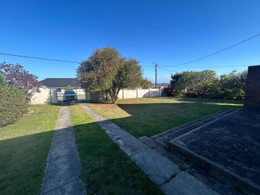 To Let 3 Bedroom Property for Rent in Amalinda Eastern Cape